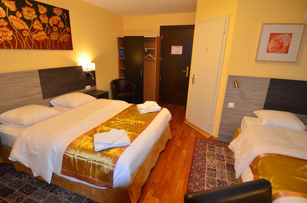 Beausite Hotel Crissier Cameră foto